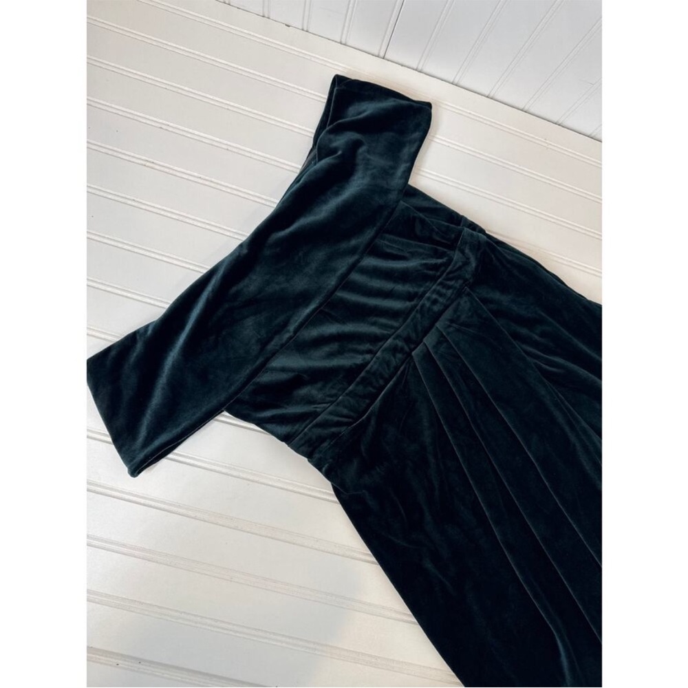 Lulu's Strapless Green Velvet Dress - Picture 5 of 8
